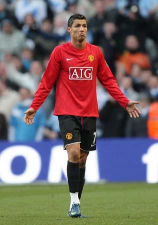 波特：是否轮换还需慎重考虑，会努力避免伊萨克遭到停赛（波特：轮换需谨慎权衡，尽力避免伊萨克被停赛）