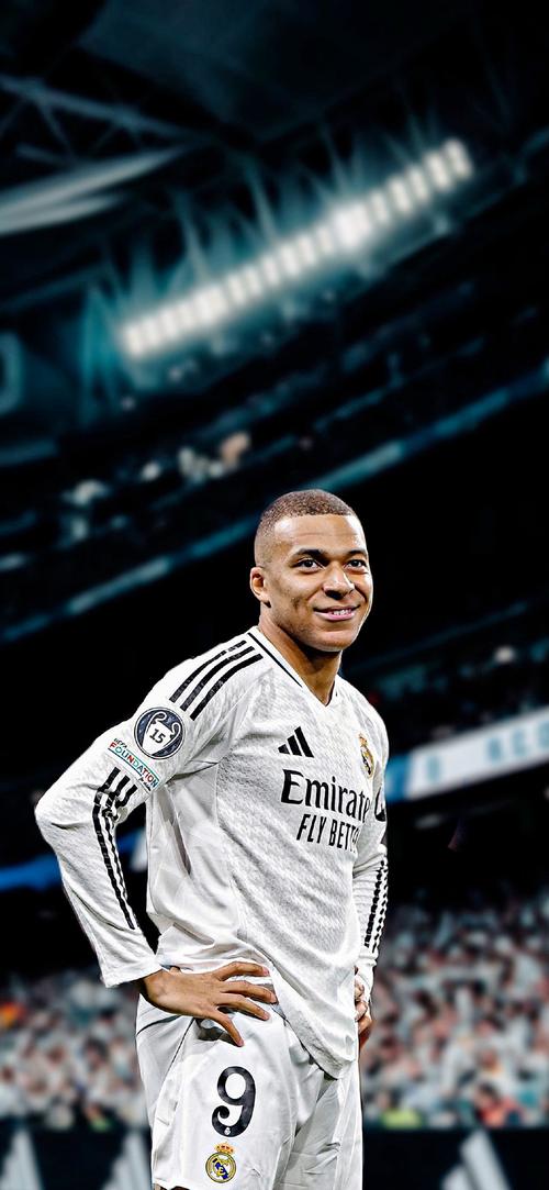 广东男篮101-75胜江苏肯帝亚，18岁小将王洪泽表现亮眼，攻防全面，被视为未来之星。