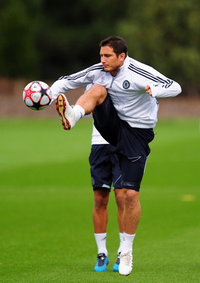 中后卫极限拦截救球队一命