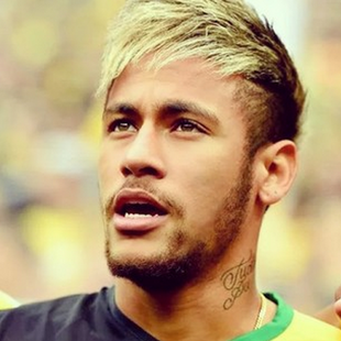 巴萨纪念梅西一队首秀22周年：传奇从这里开始（巴萨致敬梅西一线队首秀22周年：传奇自此启程）