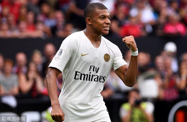 前锋连续三场进球，状态巅峰