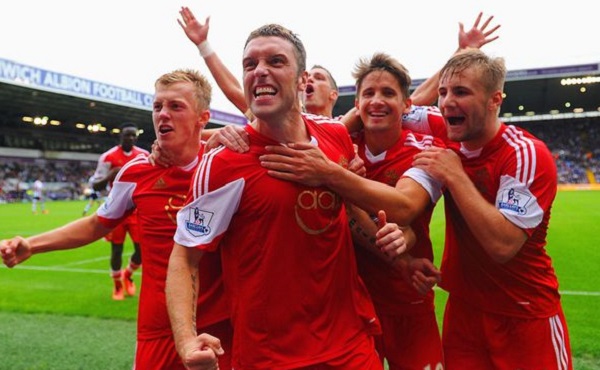 压力很大！利兹联要求法尔克率队击败切尔西或利物浦，否则将下课（压力山大！利兹联下通牒：法尔克须击败切尔西或利物浦，否则走人）