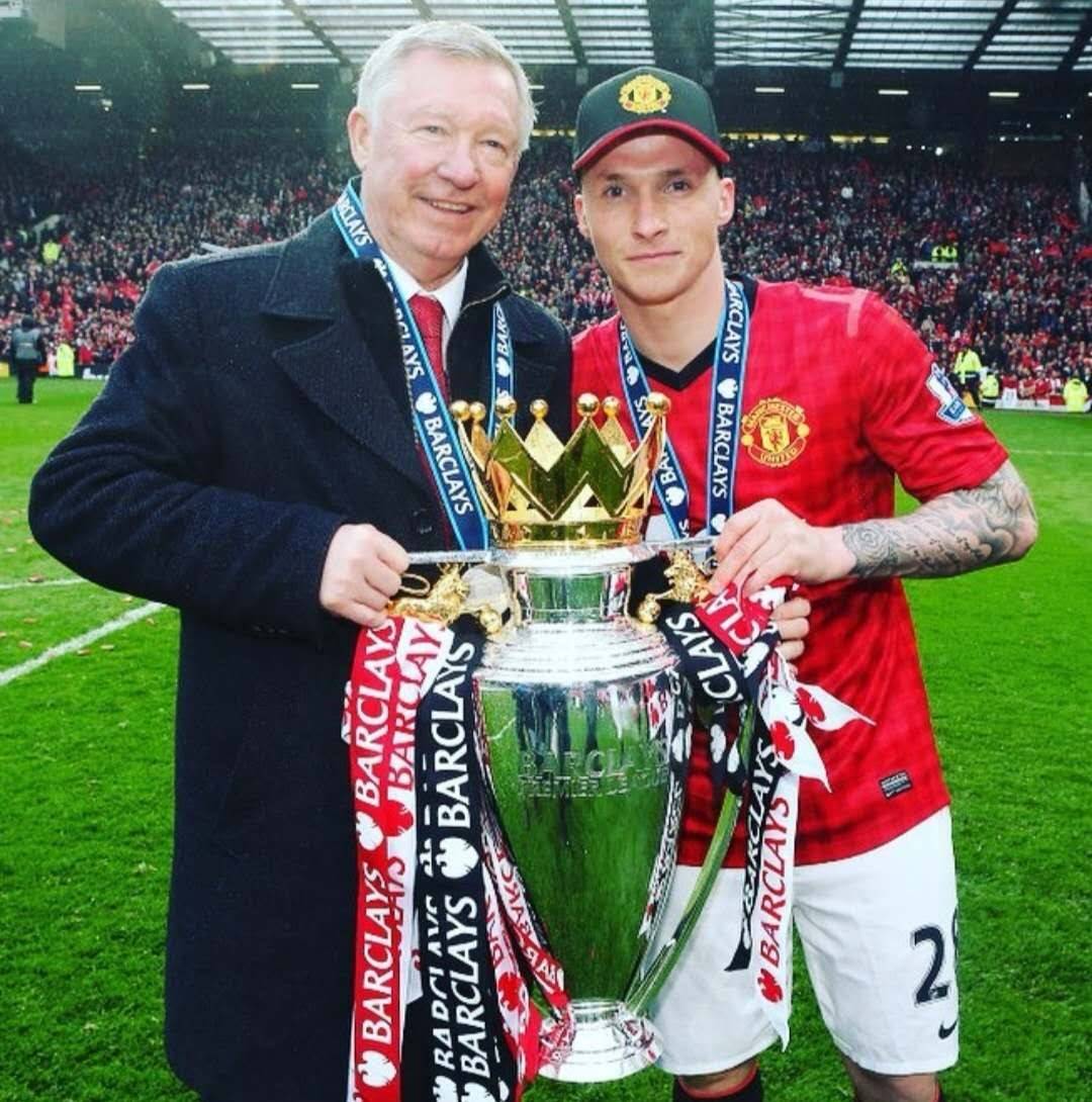 当选全场最佳：姆博莫本轮非洲杯数据一览（姆博莫当选全场最佳：本轮非洲杯数据盘点）