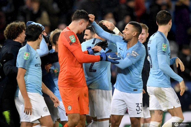 2025赛季足协杯现场观众总人数为505278人次，场均8020人